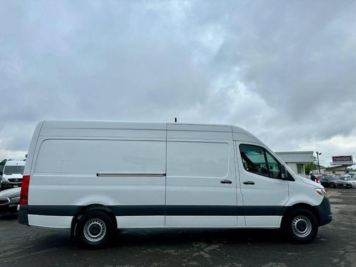 2023 Mercedes-Benz Sprinter 2500 High Roof