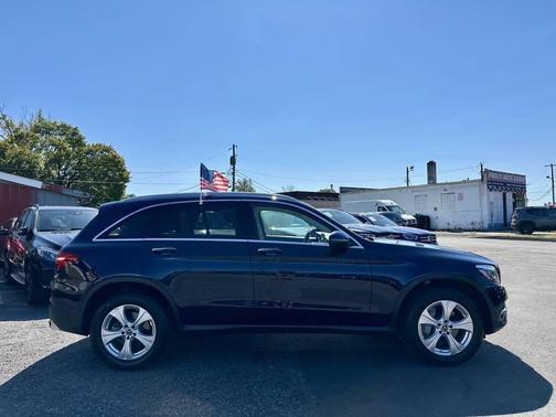 2017 Mercedes-Benz GLC 300 4MATIC