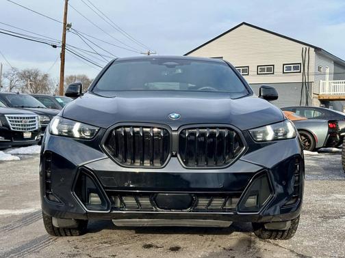 2024 BMW X6 xDrive40i