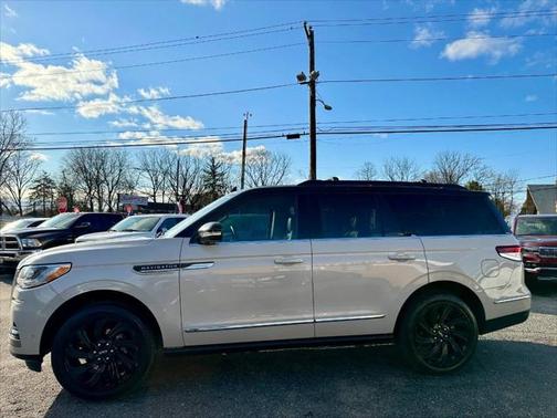 2023 Lincoln Navigator Reserve