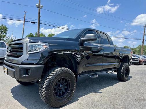 2017 Toyota Tundra SR5