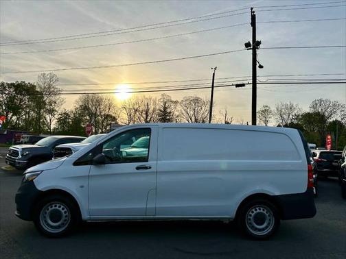 2020 Mercedes-Benz Metris Base