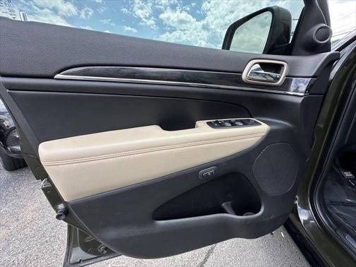 2017 Jeep Grand Cherokee Limited X