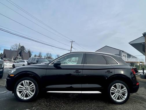 2018 Audi Q5 2.0T Premium Plus
