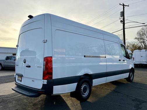 2022 Mercedes-Benz Sprinter 2500 High Roof