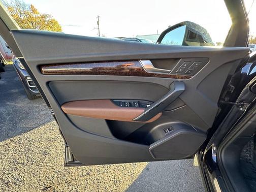 2018 Audi Q5 2.0T Premium Plus