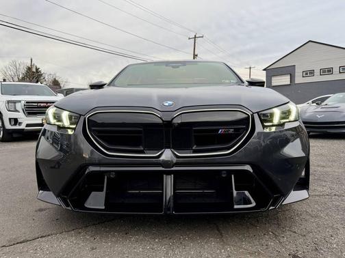 2026 BMW M5 Base