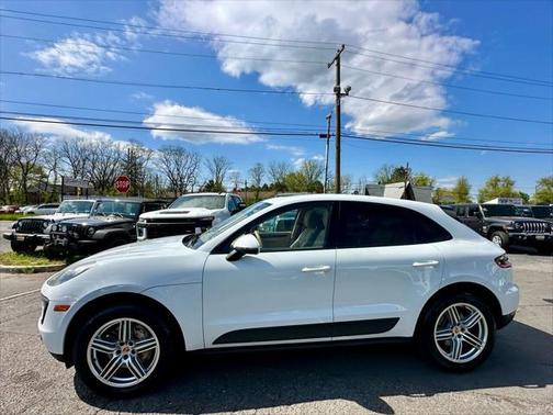 2015 Porsche Macan S