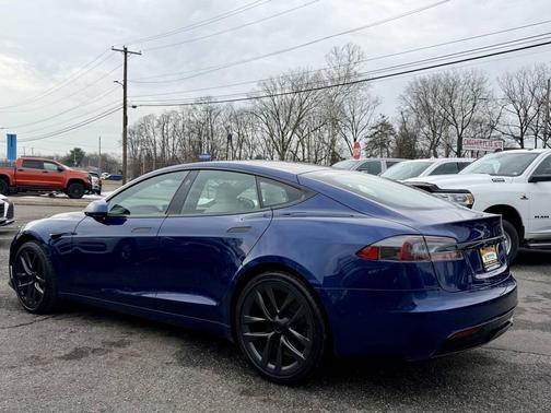 2022 Tesla Model S Base