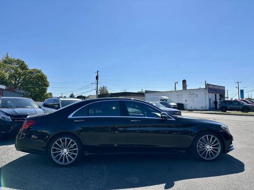 2015 Mercedes-Benz S-Class S 550 4dr Sedan