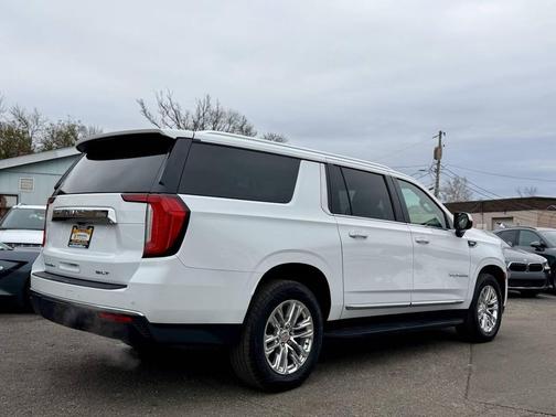 2021 GMC Yukon XL SLT