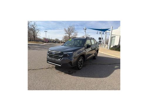 2025 Subaru Forester Base