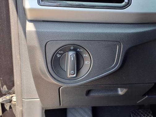 2023 Volkswagen Atlas 3.6L SE w/Technology