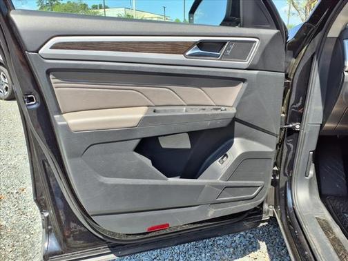 2023 Volkswagen Atlas 3.6L SE w/Technology