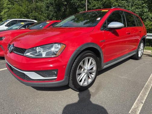2017 Volkswagen Golf Alltrack TSI SE