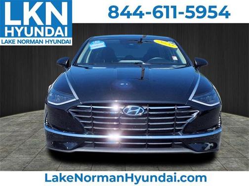 2022 Hyundai SONATA SE