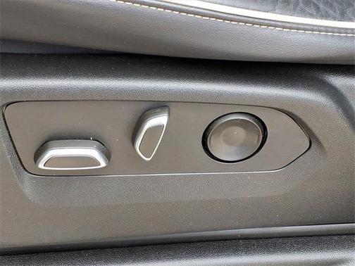 2022 Cadillac Escalade ESV Premium Luxury