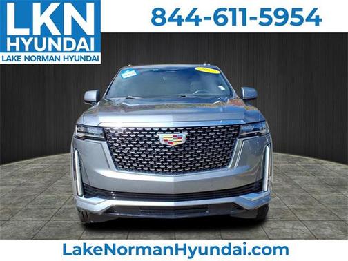 2022 Cadillac Escalade ESV Premium Luxury