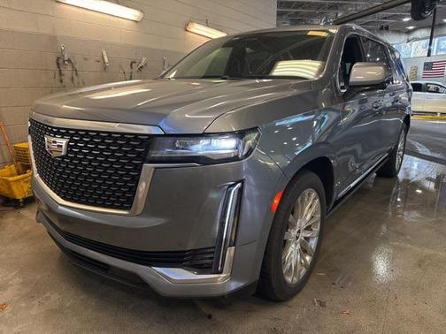 2022 Cadillac Escalade ESV Premium Luxury