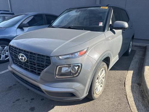 2022 Hyundai VENUE SE