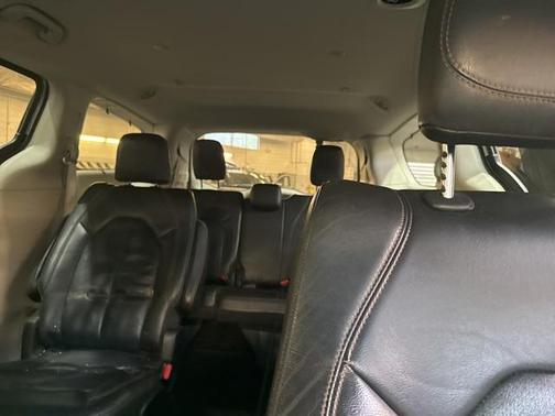 2018 Chrysler Pacifica Touring-L