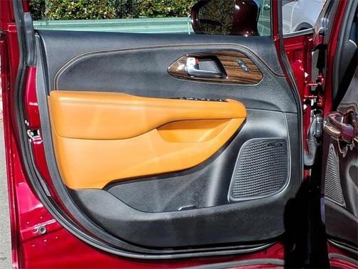 2021 Chrysler Pacifica L