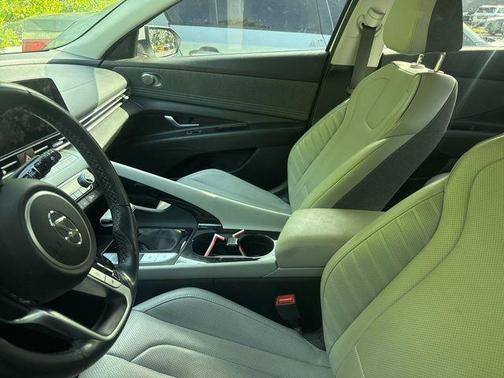 Ceramic White 2022 Hyundai ELANTRA HEV Limited