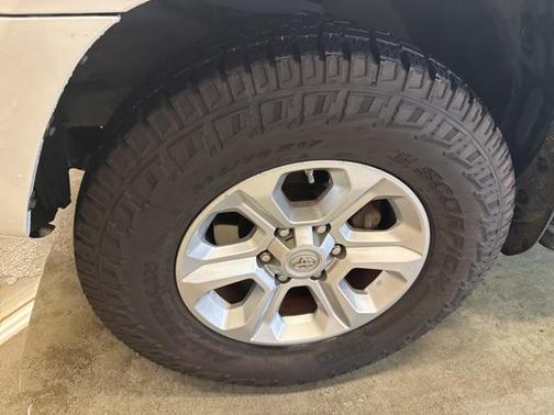 2020 Toyota 4Runner SR5