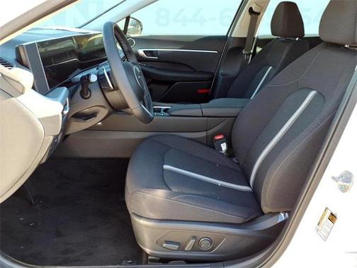 2026 Hyundai SONATA SEL