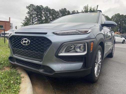 2021 Hyundai KONA SEL