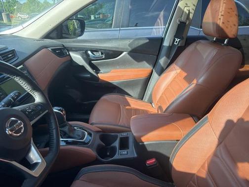 2018 Nissan Rogue Platinum