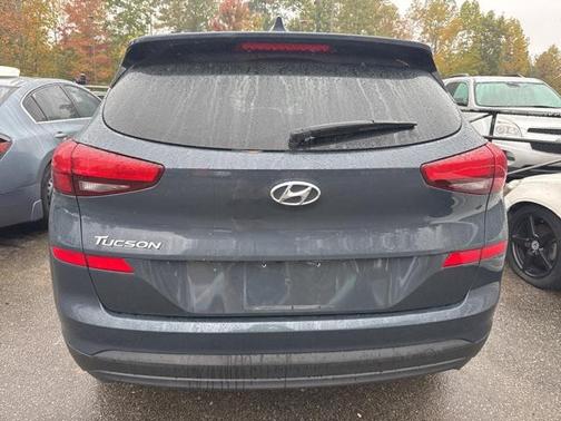 2021 Hyundai TUCSON SE