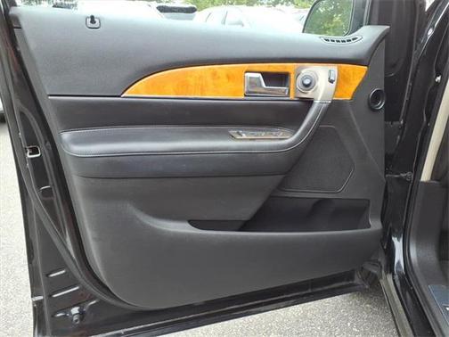 2013 Lincoln MKX Base
