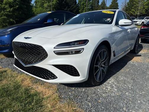 2024 Genesis G70 2.5T RWD
