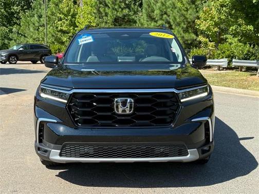 2023 Honda Pilot Touring 8-Passenger