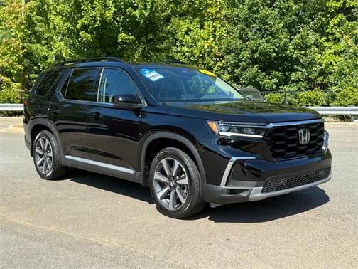 2023 Honda Pilot Touring 8-Passenger