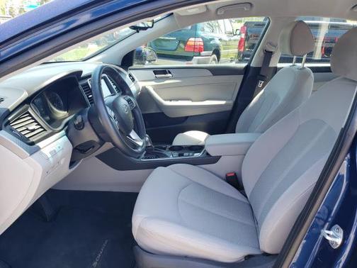 2019 Hyundai SONATA SEL