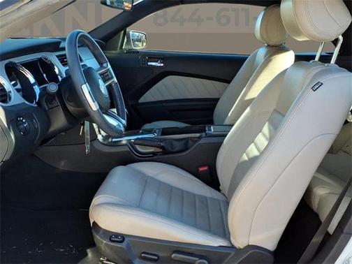 2014 Ford Mustang V6 Premium