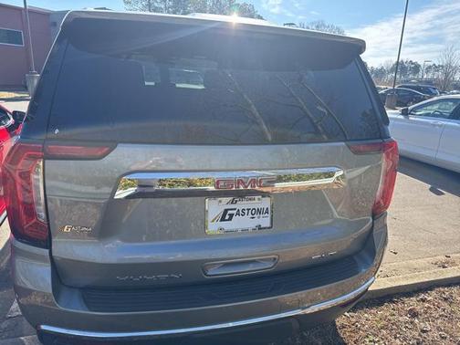 2024 GMC Yukon SLT