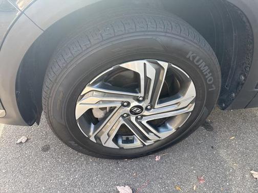 2023 Hyundai SANTA FE SE