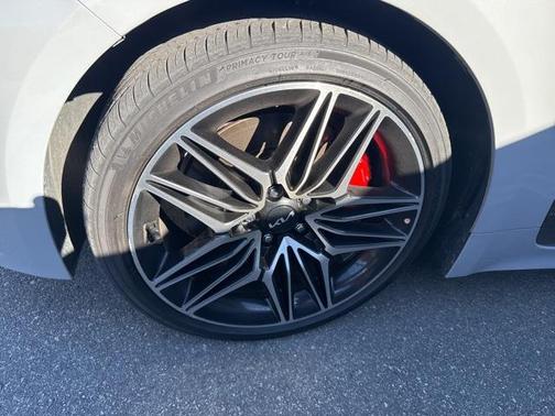 2023 Kia Stinger GT2