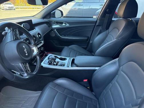 2023 Kia Stinger GT2