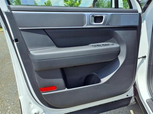 2025 Hyundai SANTA FE SE