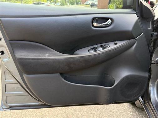 2016 Nissan Leaf S