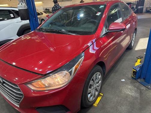 2022 Hyundai Accent SE