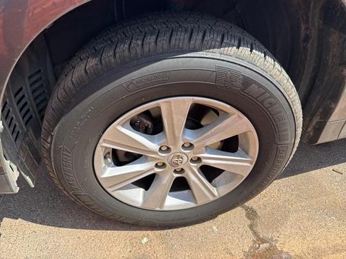2013 Toyota Highlander SE