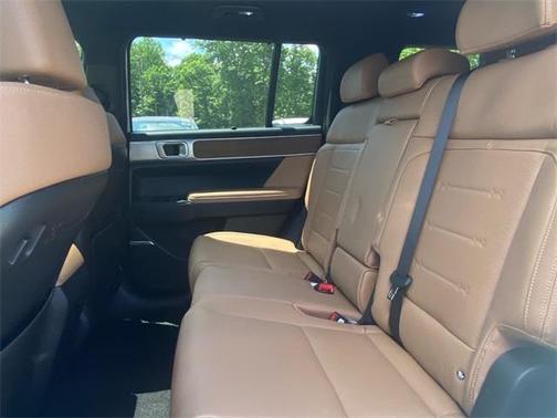 2025 Hyundai SANTA FE Limited