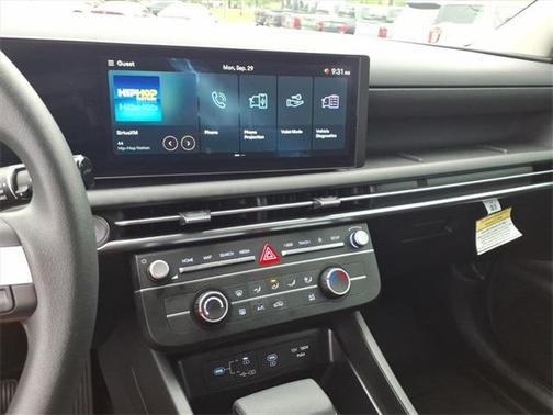 2025 Hyundai TUCSON SE