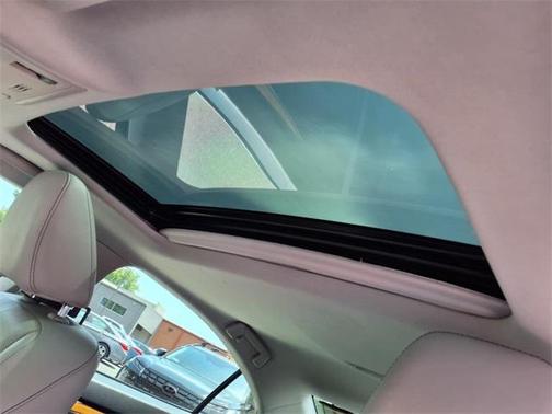 2013 Lexus ES 300h Base