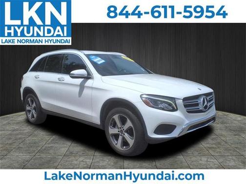 2017 Mercedes-Benz GLC 300 Base